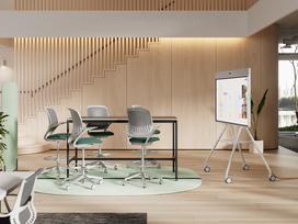 Flexibele meetings met de Logitech Rally Board 65