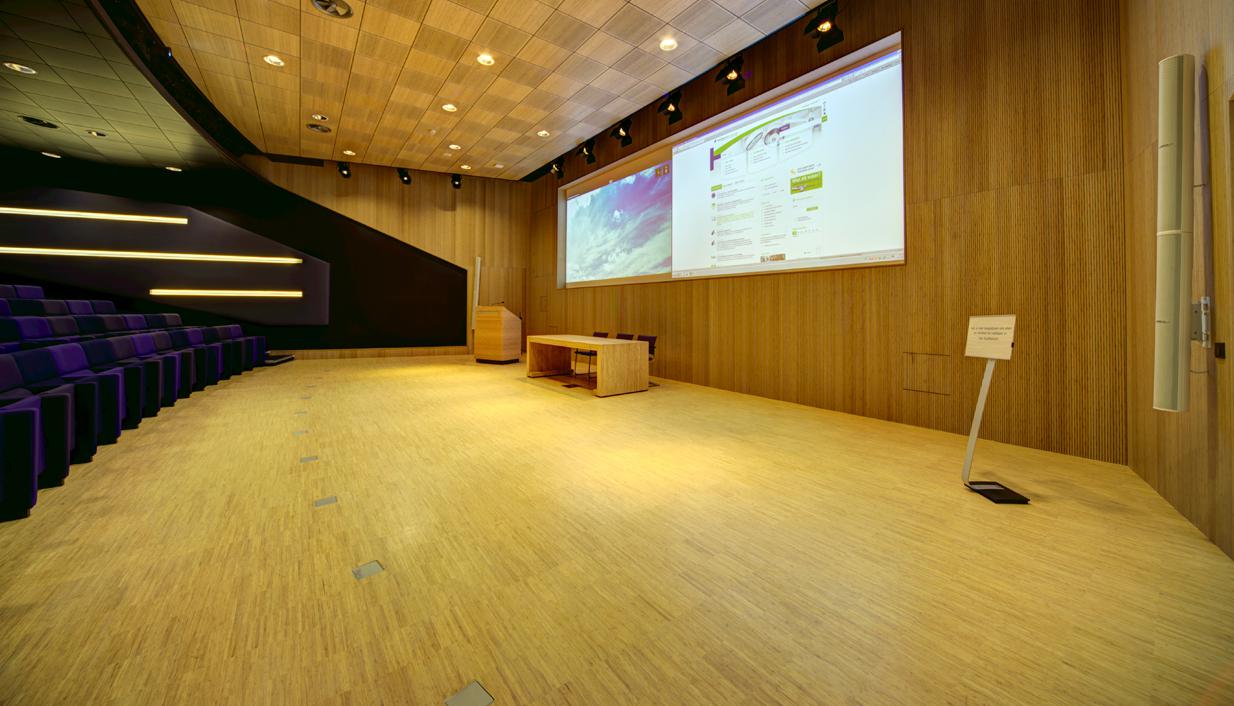 auditorium met regieruimte